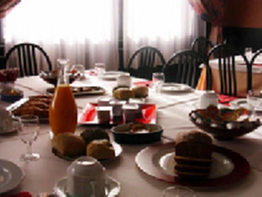 Arcantis Hotel Metropole Chatel-Guyon Restaurant photo